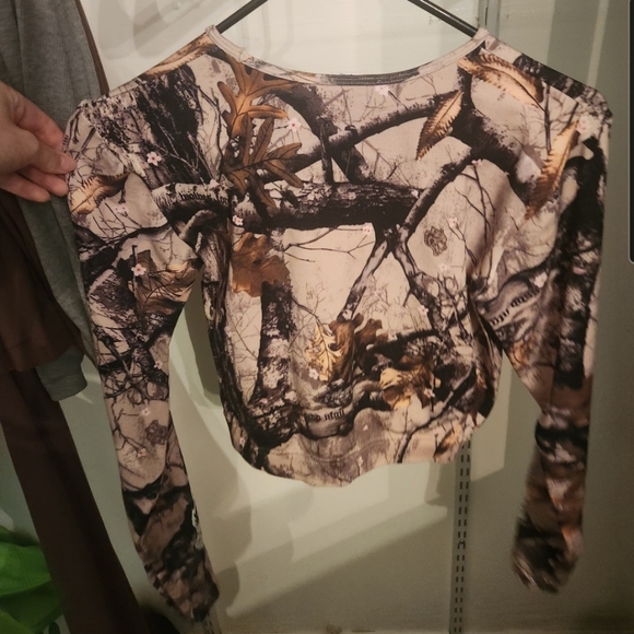 Sold - Picture 3 of 3